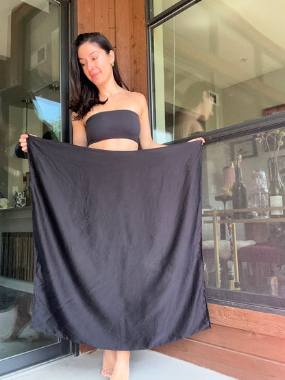 Black Silk Square